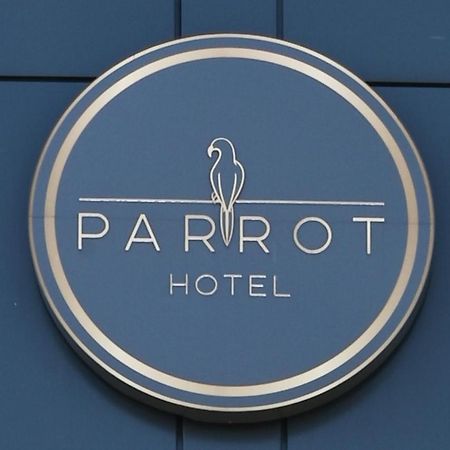 Hotel Parrot Raszyn Exteriér fotografie