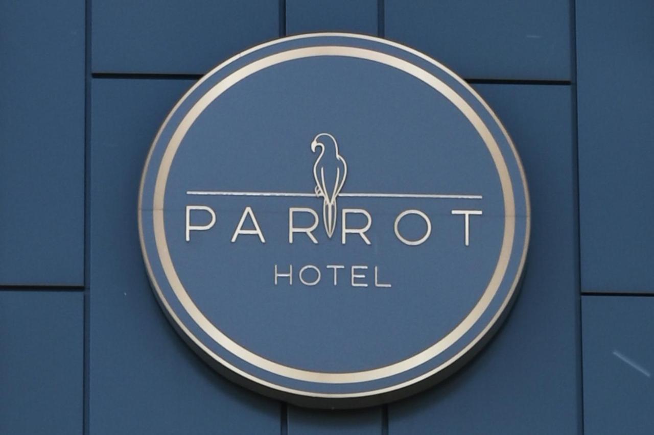 Hotel Parrot Raszyn Exteriér fotografie